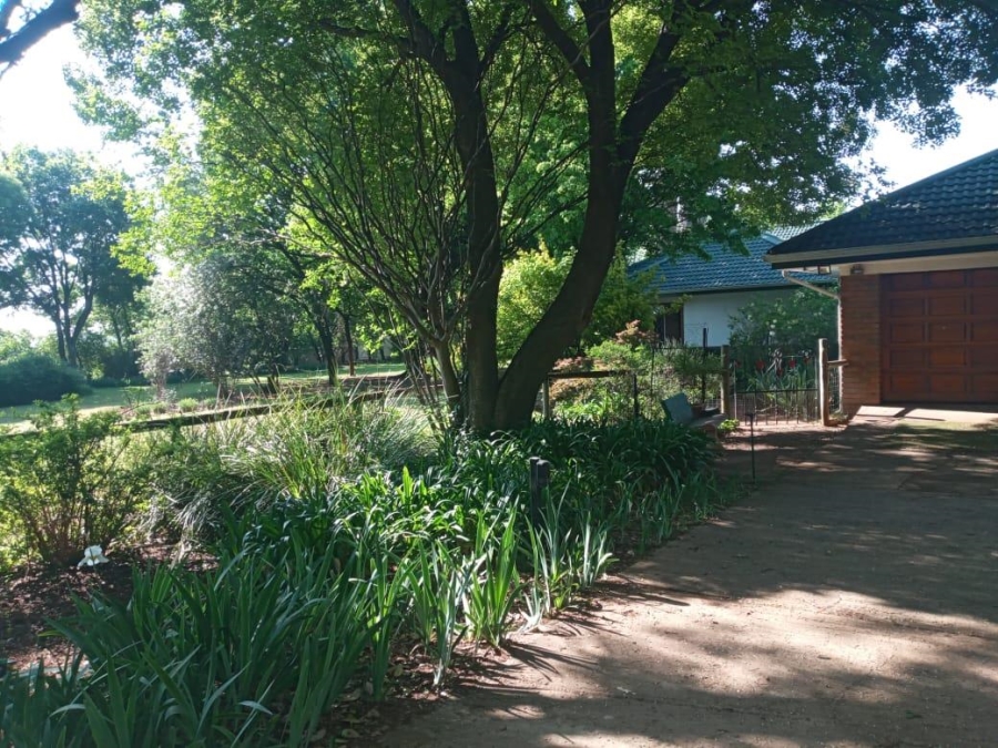 To Let 3 Bedroom Property for Rent in Glen Donald A H Gauteng