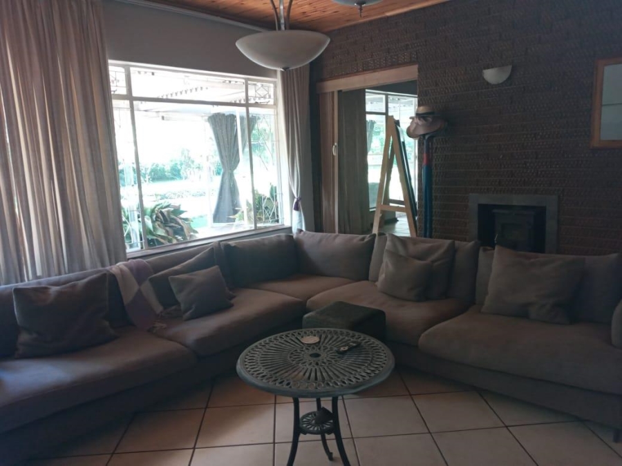 To Let 3 Bedroom Property for Rent in Glen Donald A H Gauteng
