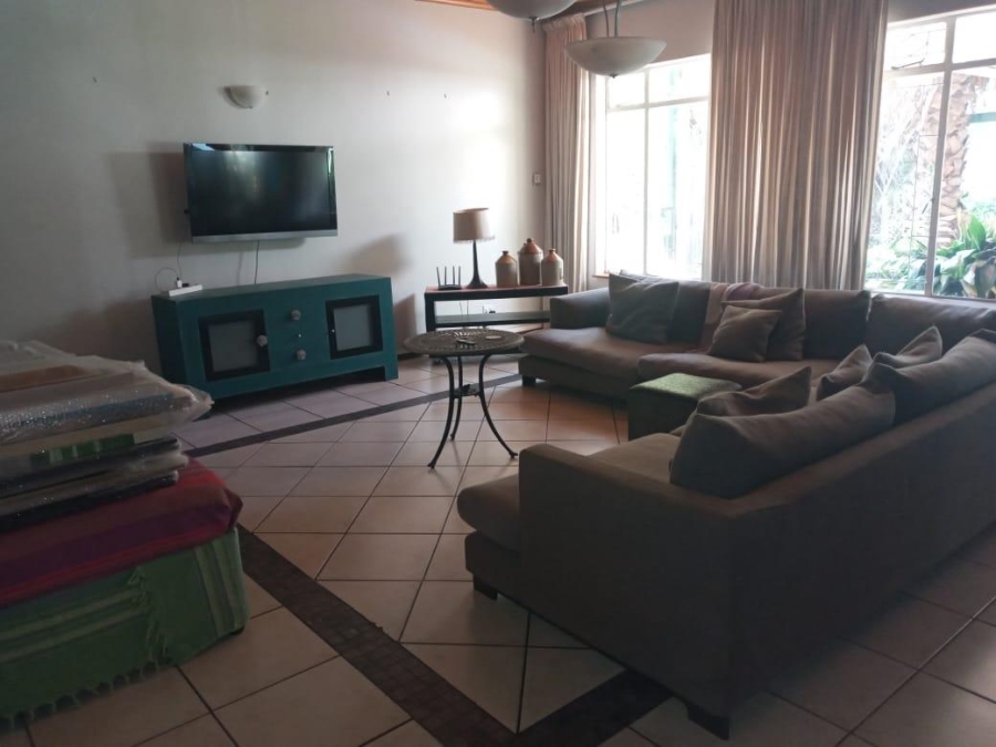 To Let 3 Bedroom Property for Rent in Glen Donald A H Gauteng