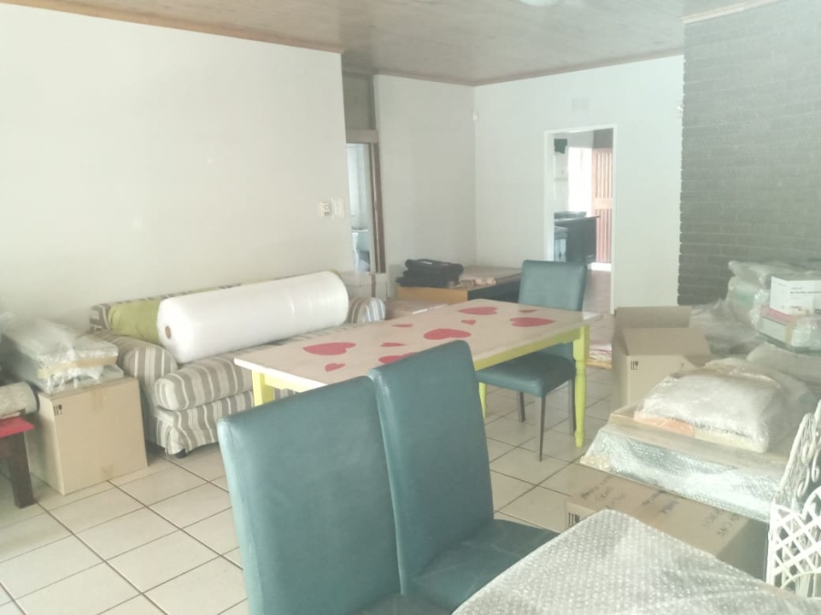 To Let 3 Bedroom Property for Rent in Glen Donald A H Gauteng