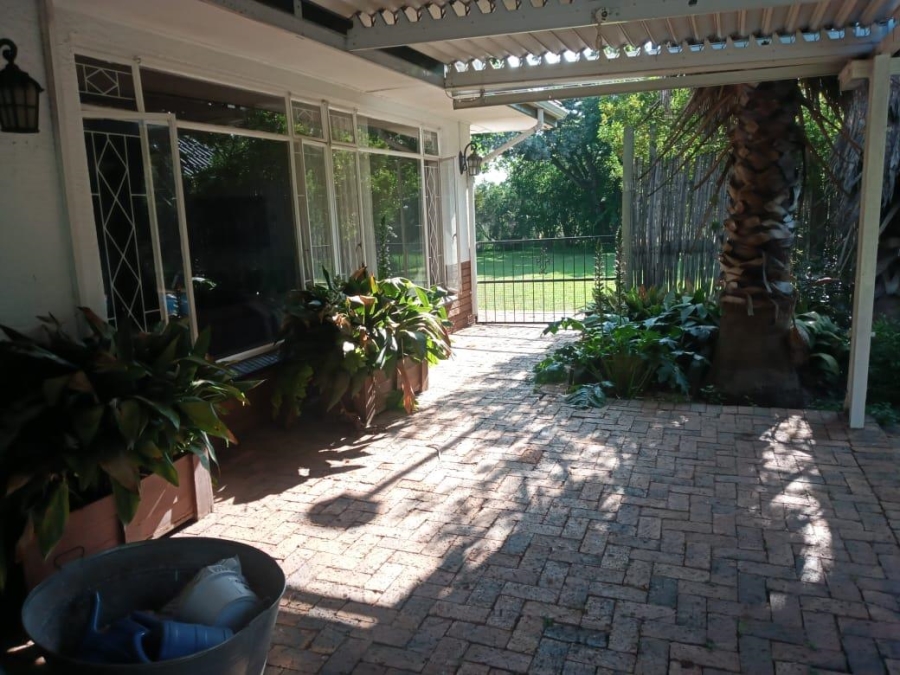 To Let 3 Bedroom Property for Rent in Glen Donald A H Gauteng