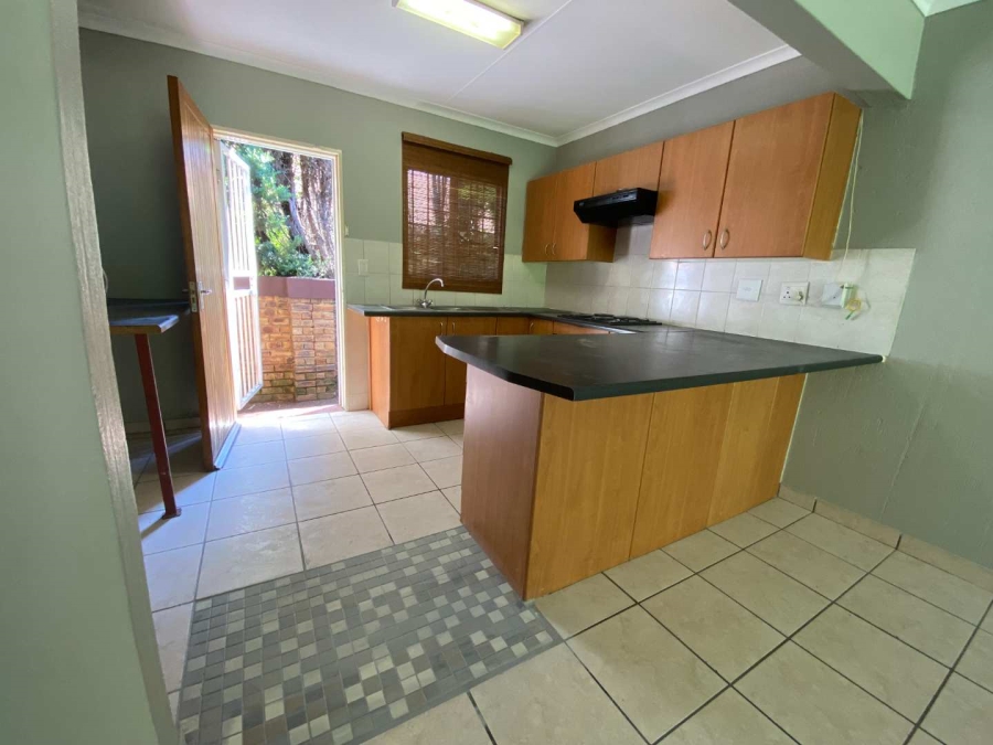 To Let 2 Bedroom Property for Rent in Wilgeheuwel Gauteng
