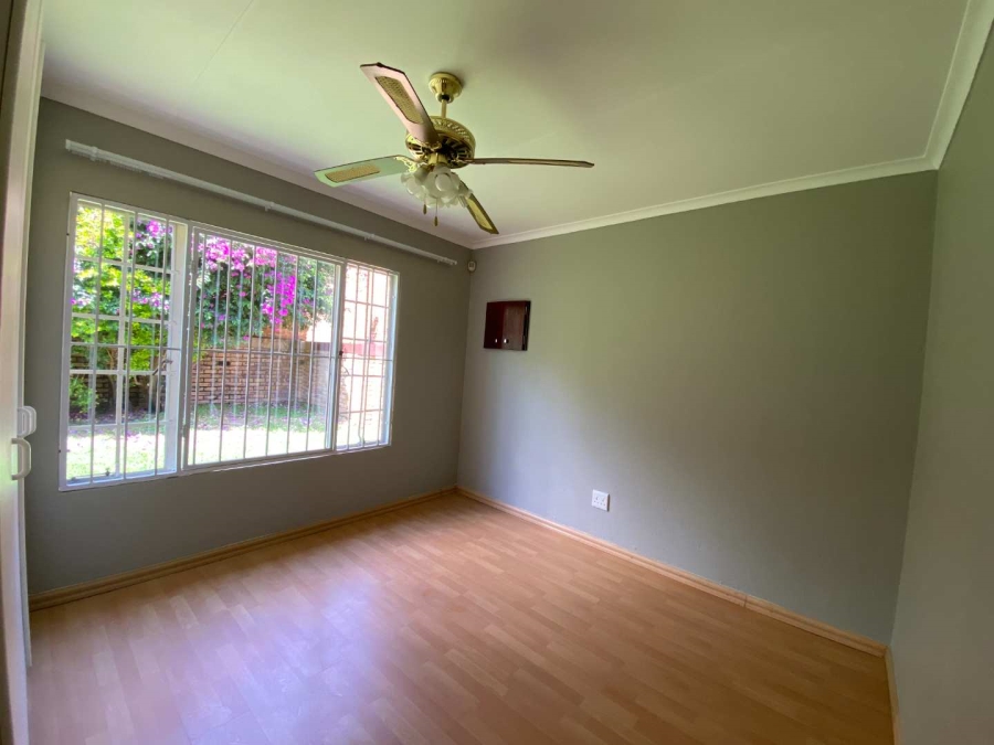To Let 2 Bedroom Property for Rent in Wilgeheuwel Gauteng