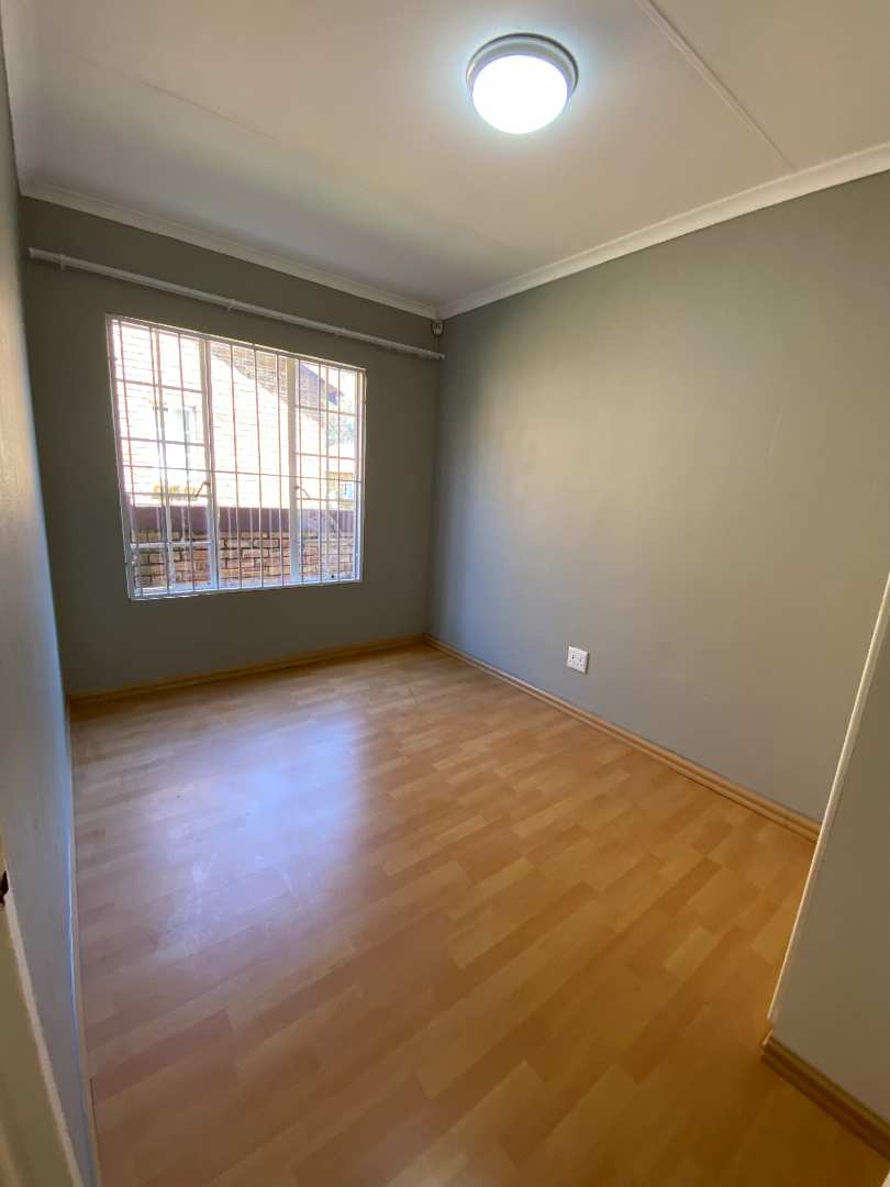 To Let 2 Bedroom Property for Rent in Wilgeheuwel Gauteng