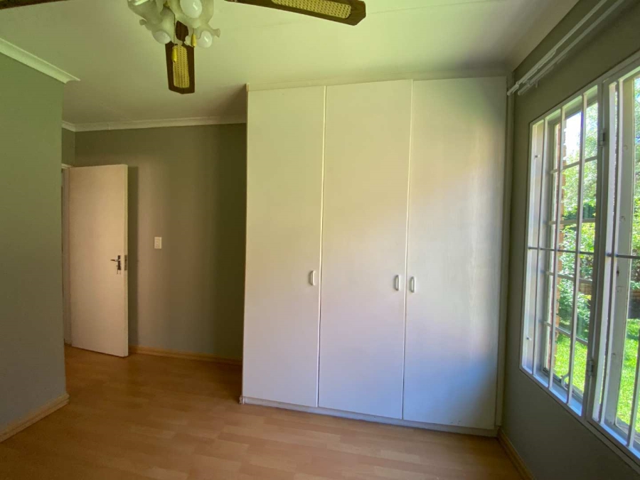 To Let 2 Bedroom Property for Rent in Wilgeheuwel Gauteng