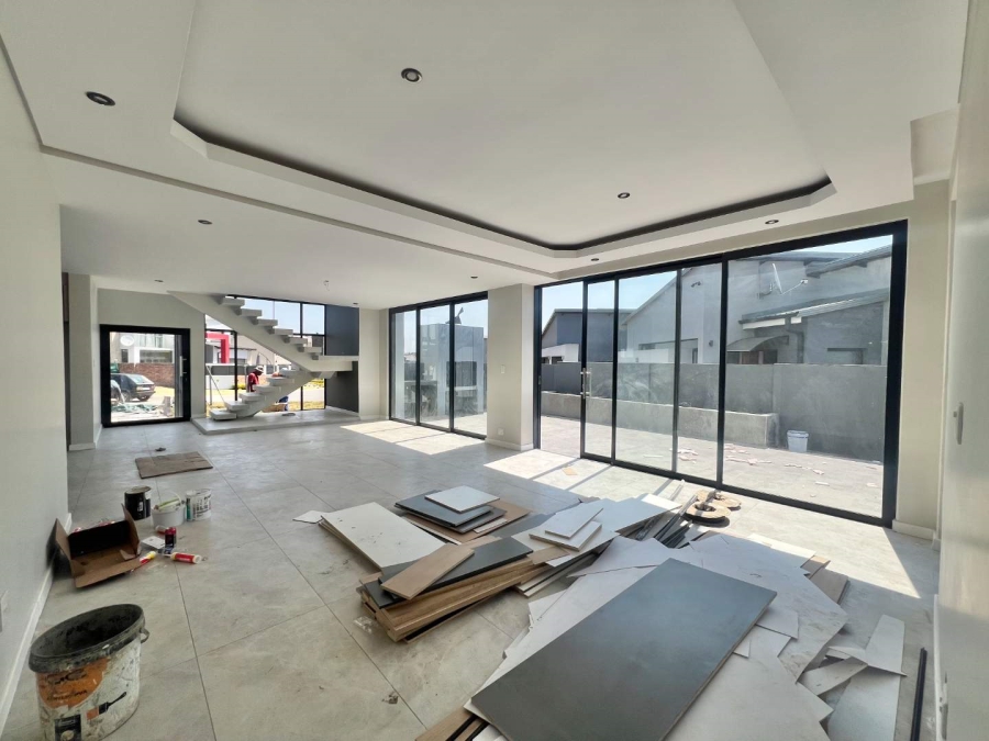 4 Bedroom Property for Sale in Roodeplaat Gauteng
