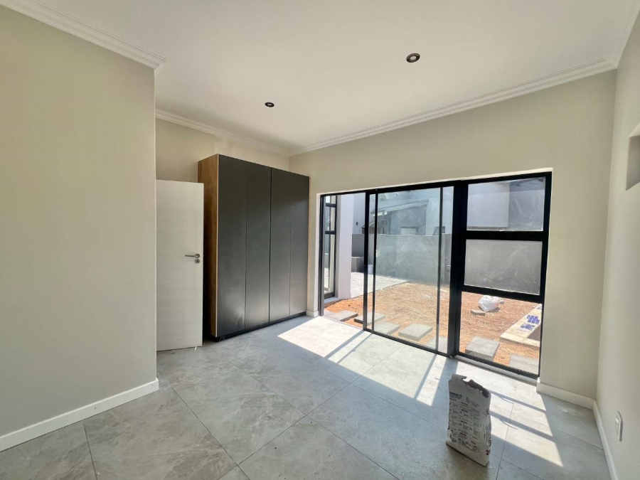 4 Bedroom Property for Sale in Roodeplaat Gauteng