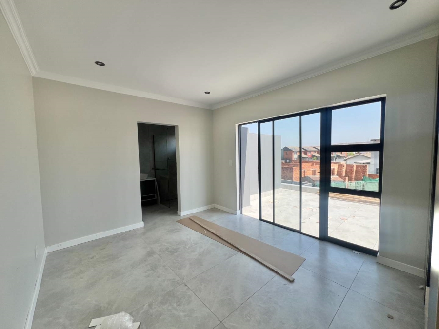 4 Bedroom Property for Sale in Roodeplaat Gauteng