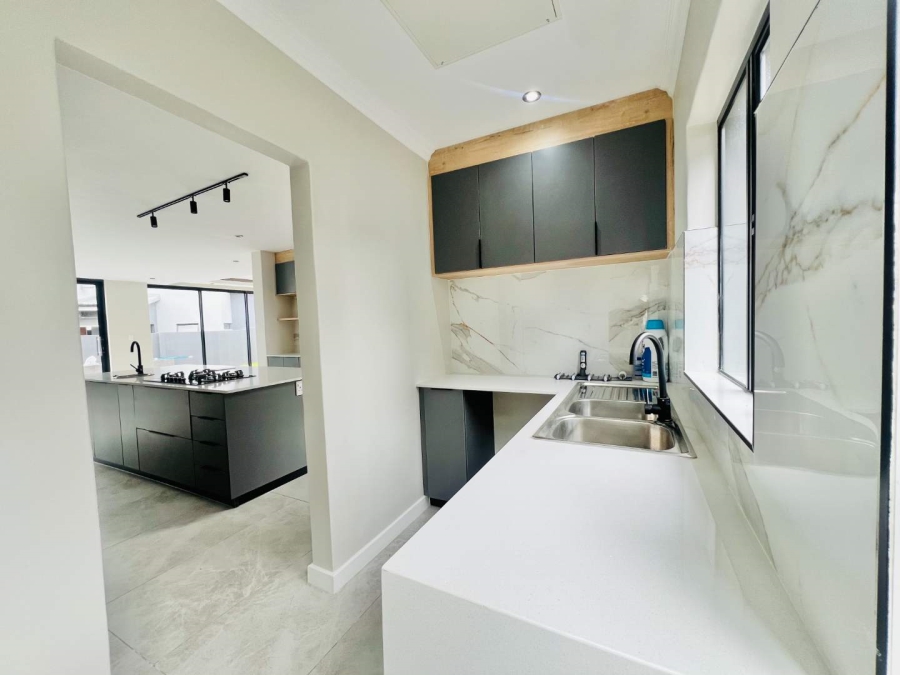 4 Bedroom Property for Sale in Roodeplaat Gauteng