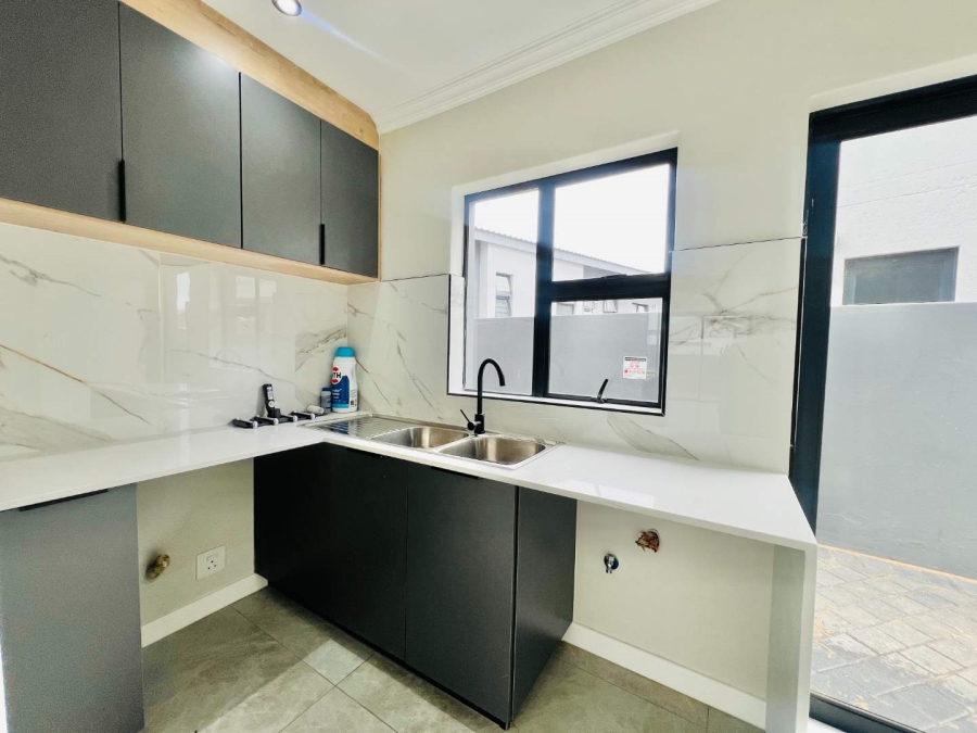 4 Bedroom Property for Sale in Roodeplaat Gauteng