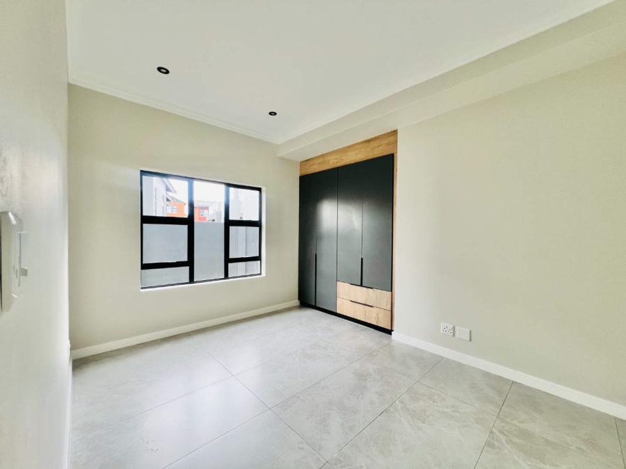 4 Bedroom Property for Sale in Roodeplaat Gauteng