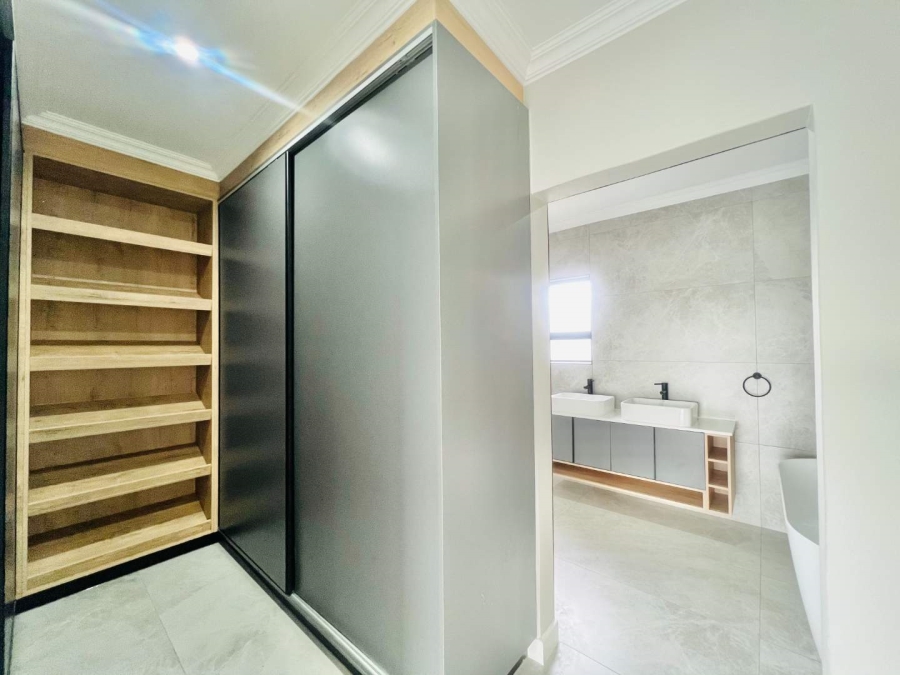 4 Bedroom Property for Sale in Roodeplaat Gauteng