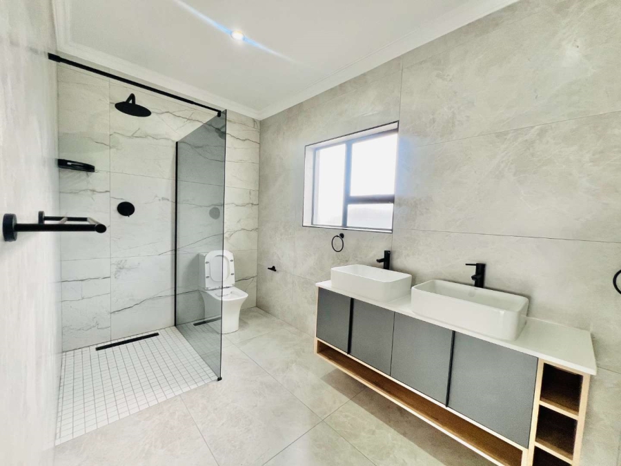 4 Bedroom Property for Sale in Roodeplaat Gauteng