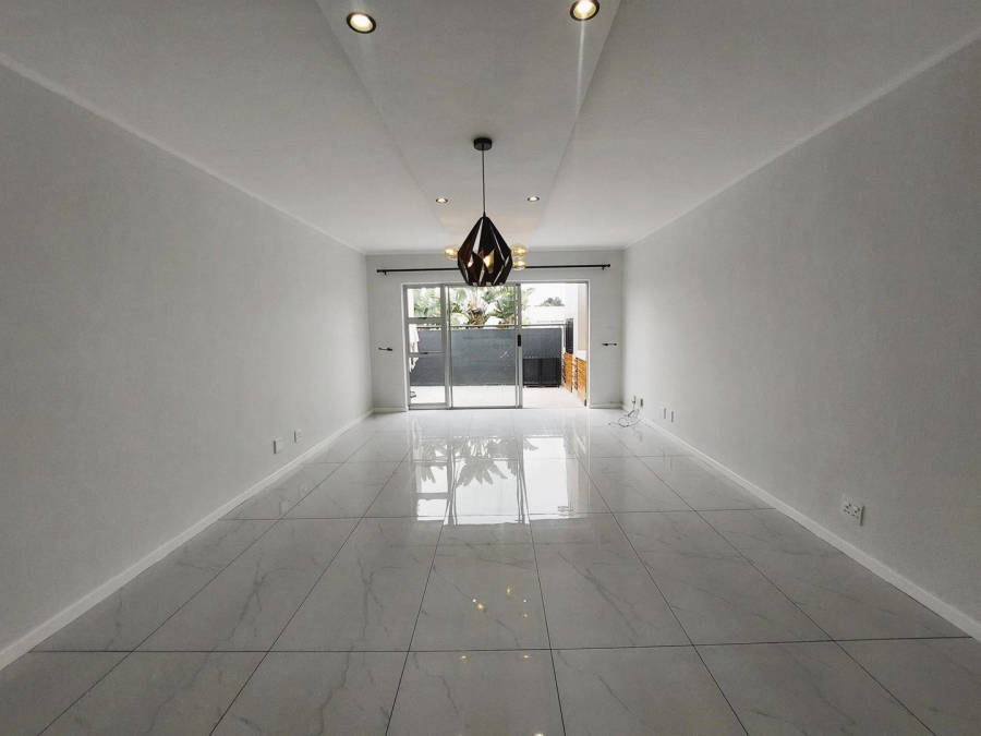 To Let 2 Bedroom Property for Rent in Bryanston Gauteng