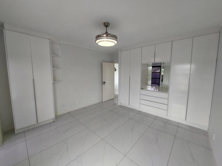 To Let 2 Bedroom Property for Rent in Bryanston Gauteng