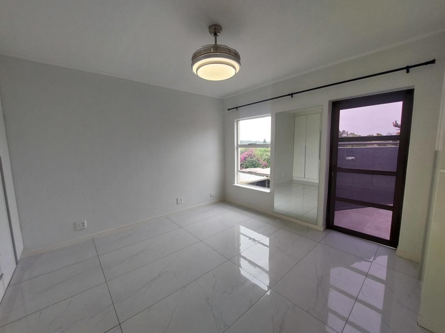 To Let 2 Bedroom Property for Rent in Bryanston Gauteng