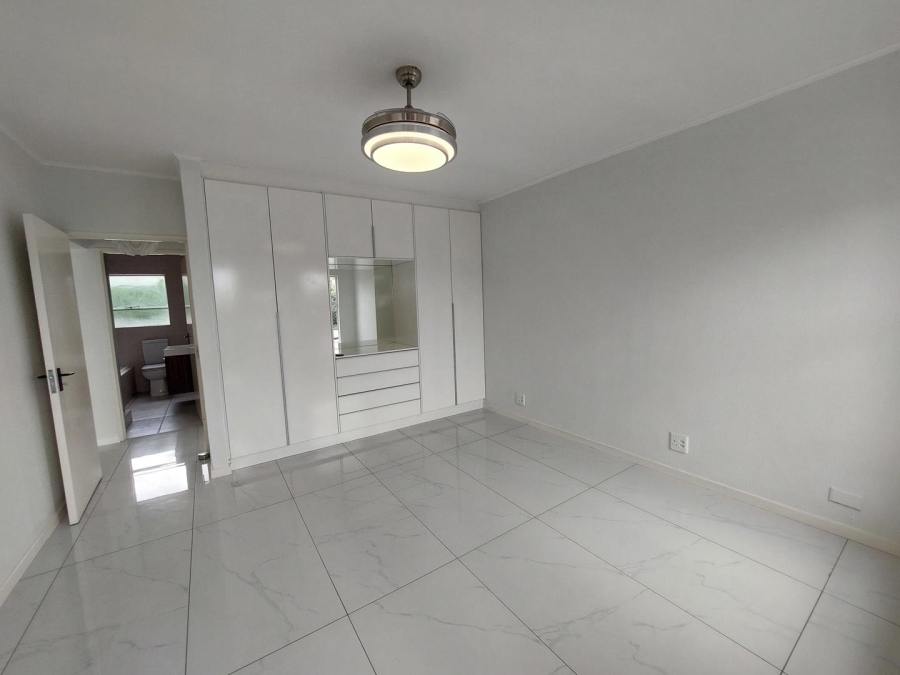 To Let 2 Bedroom Property for Rent in Bryanston Gauteng