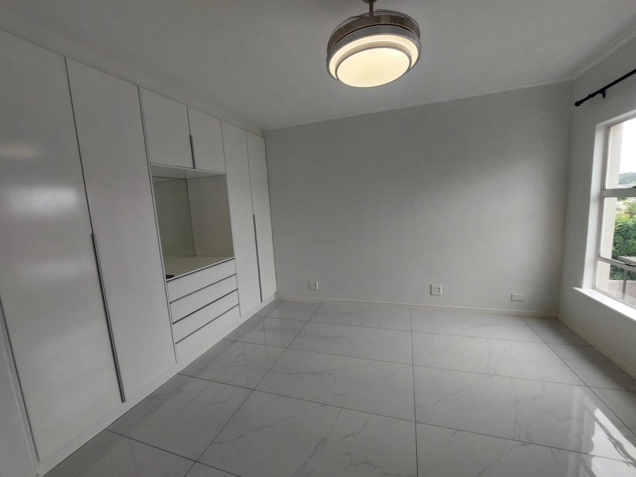 To Let 2 Bedroom Property for Rent in Bryanston Gauteng