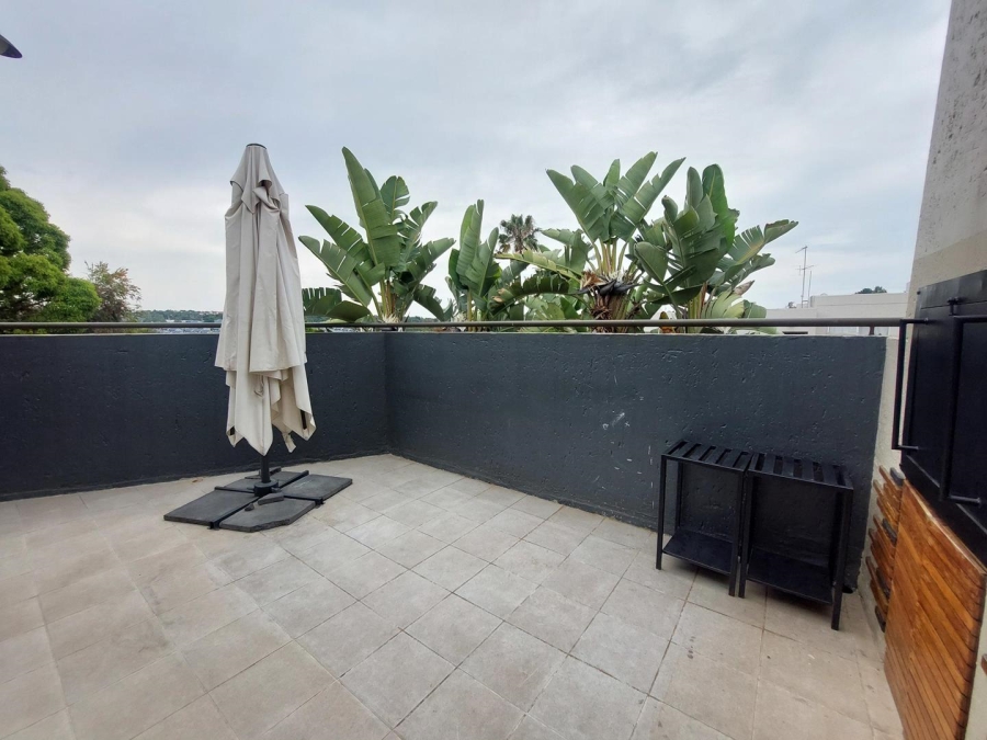 To Let 2 Bedroom Property for Rent in Bryanston Gauteng