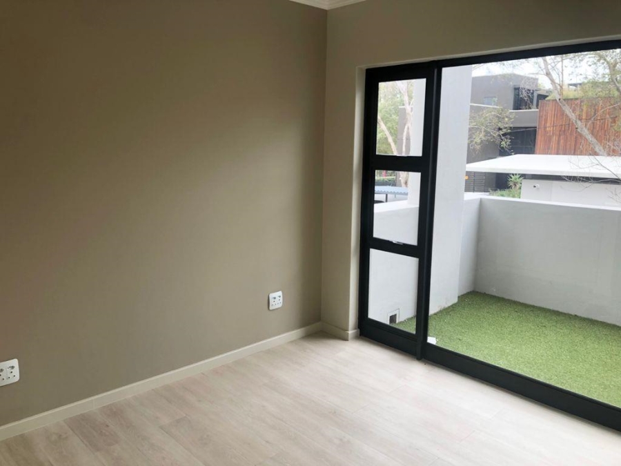 To Let 2 Bedroom Property for Rent in Rosebank Gauteng