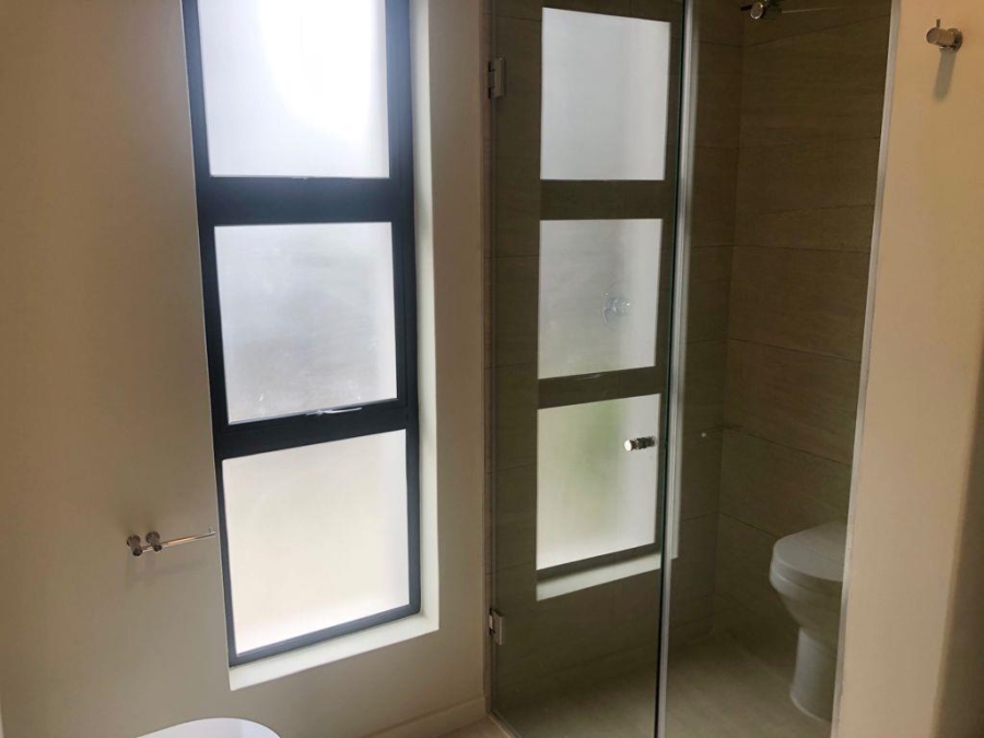 To Let 2 Bedroom Property for Rent in Rosebank Gauteng