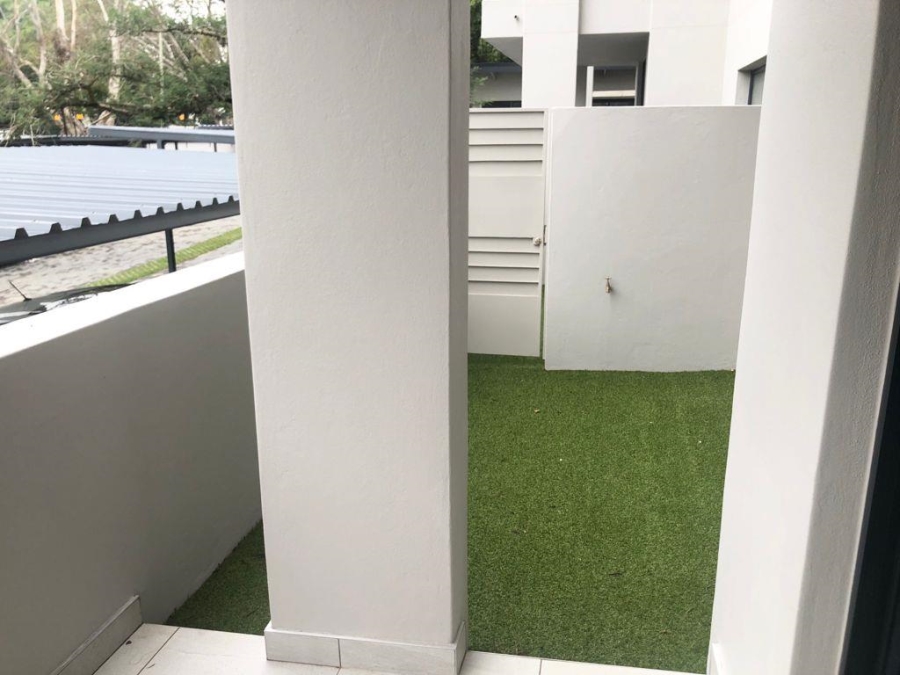 To Let 2 Bedroom Property for Rent in Rosebank Gauteng