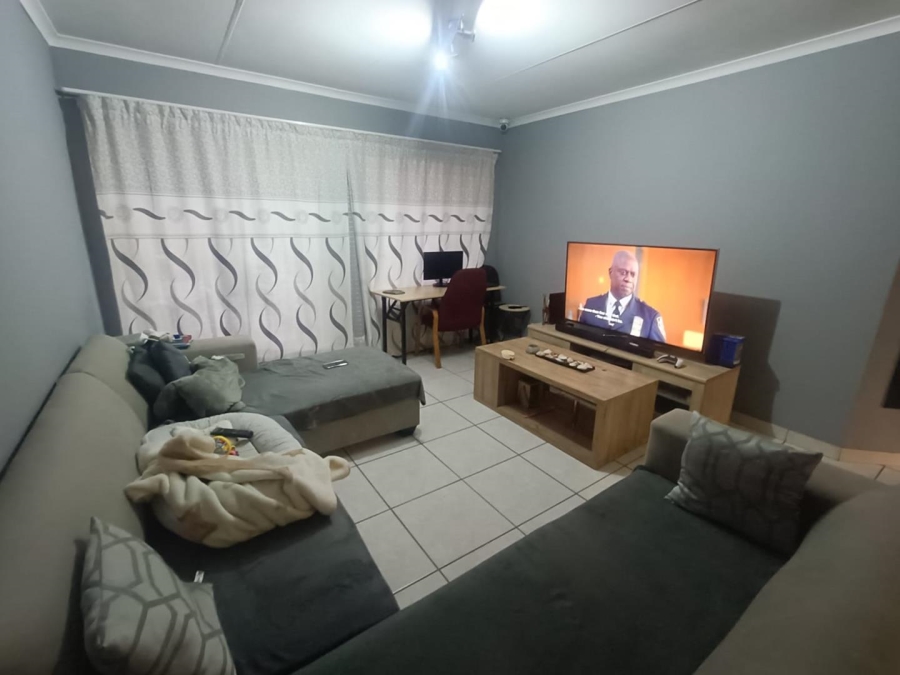 3 Bedroom Property for Sale in Zwartkop Gauteng