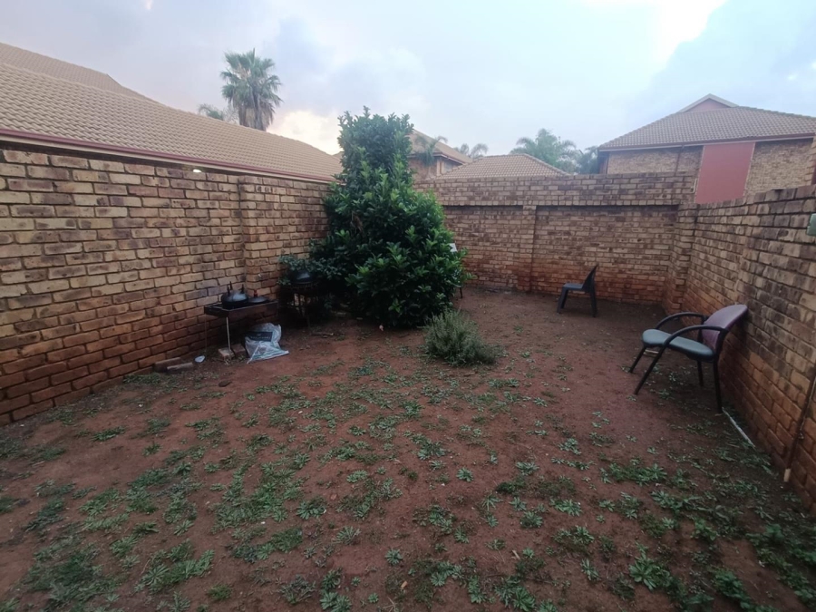 3 Bedroom Property for Sale in Zwartkop Gauteng