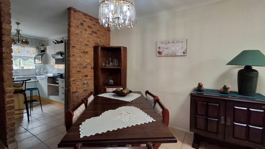 2 Bedroom Property for Sale in Roodekrans Gauteng