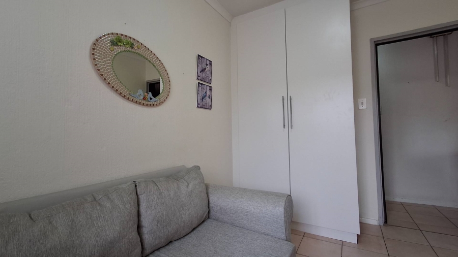 2 Bedroom Property for Sale in Roodekrans Gauteng