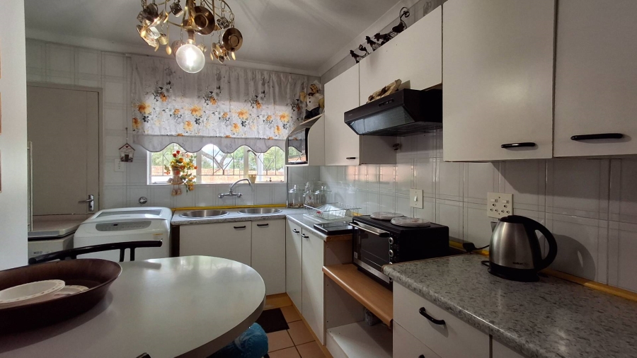 2 Bedroom Property for Sale in Roodekrans Gauteng