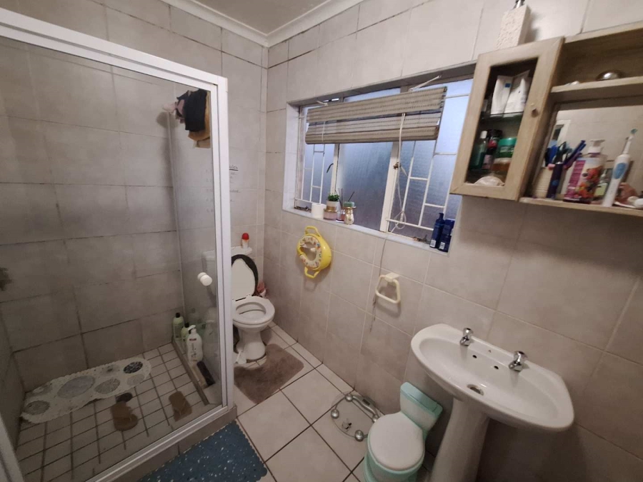 To Let 3 Bedroom Property for Rent in Groblerpark Gauteng