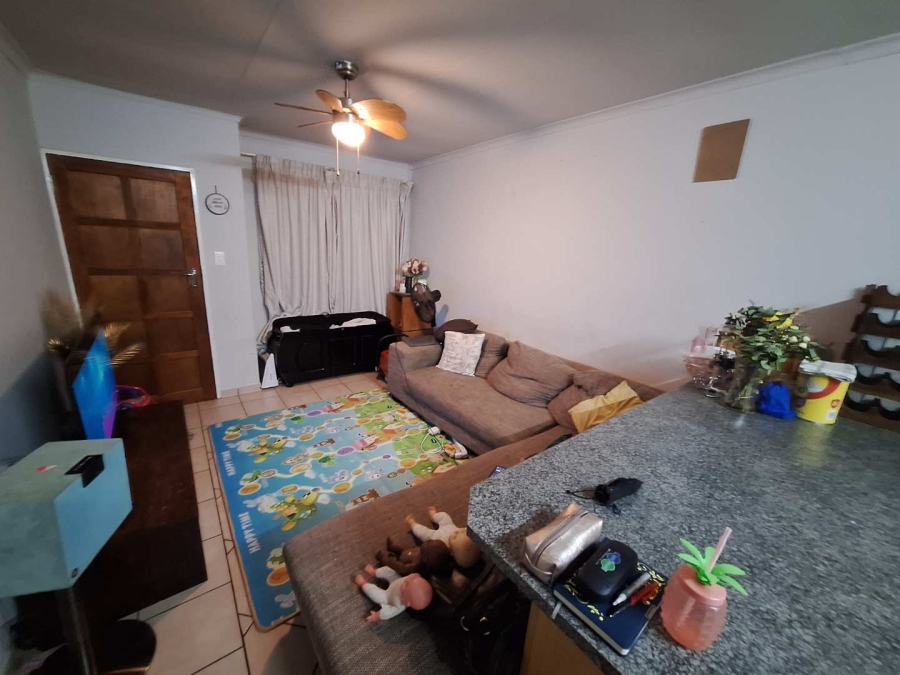 To Let 3 Bedroom Property for Rent in Groblerpark Gauteng