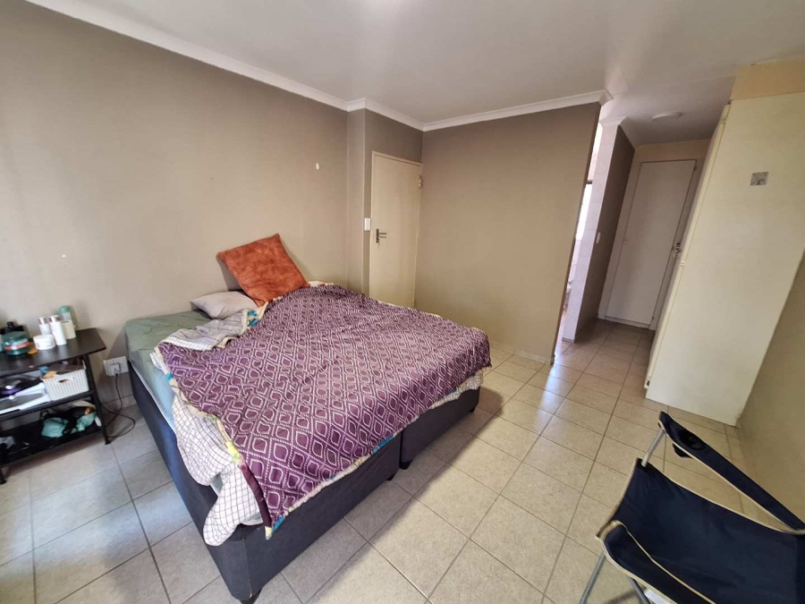 To Let 2 Bedroom Property for Rent in Weltevreden Park Gauteng