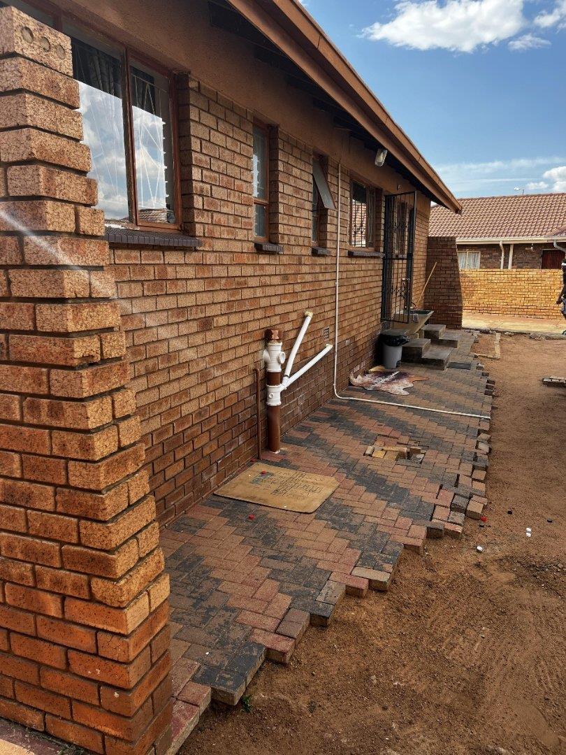 3 Bedroom Property for Sale in Soshanguve Gauteng