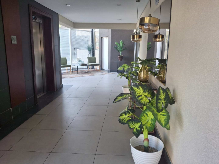 To Let 2 Bedroom Property for Rent in Morningside Gauteng
