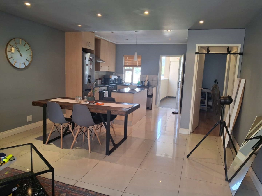 To Let 2 Bedroom Property for Rent in Morningside Gauteng