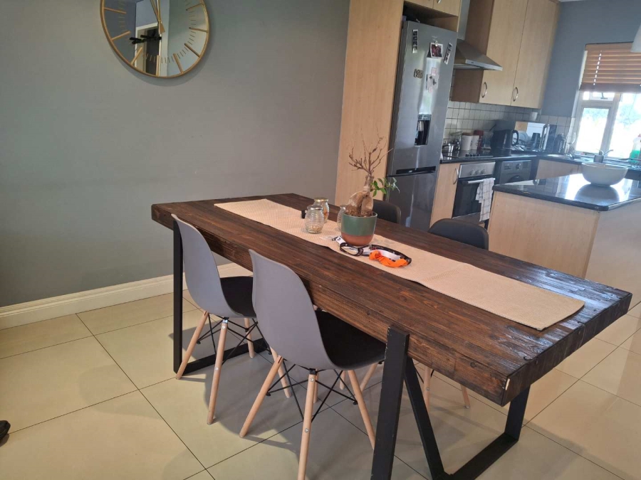 To Let 2 Bedroom Property for Rent in Morningside Gauteng