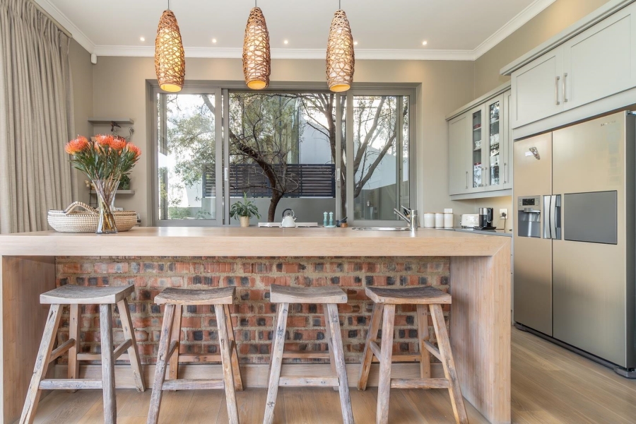 4 Bedroom Property for Sale in Waterfall Country Estate Gauteng
