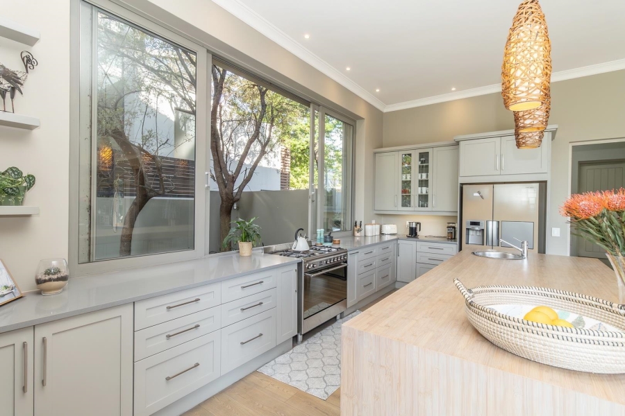 4 Bedroom Property for Sale in Waterfall Country Estate Gauteng
