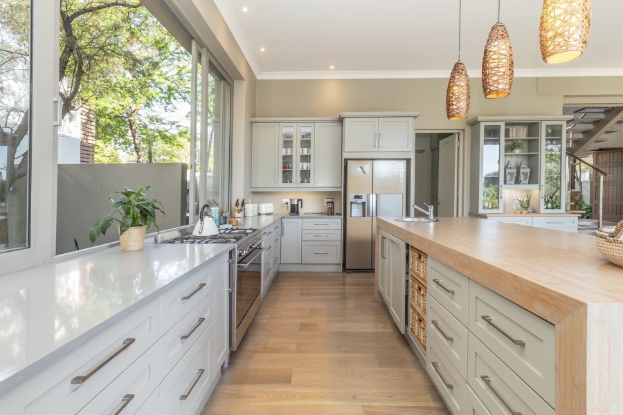 4 Bedroom Property for Sale in Waterfall Country Estate Gauteng