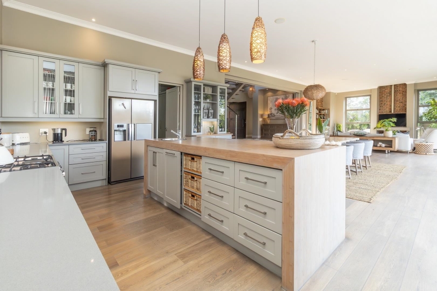4 Bedroom Property for Sale in Waterfall Country Estate Gauteng
