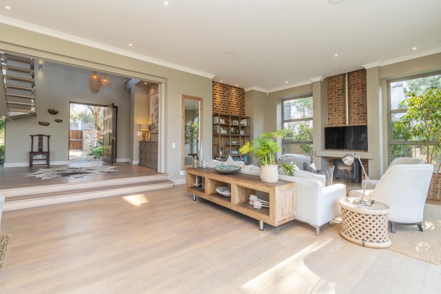 4 Bedroom Property for Sale in Waterfall Country Estate Gauteng