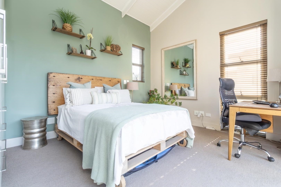 4 Bedroom Property for Sale in Waterfall Country Estate Gauteng