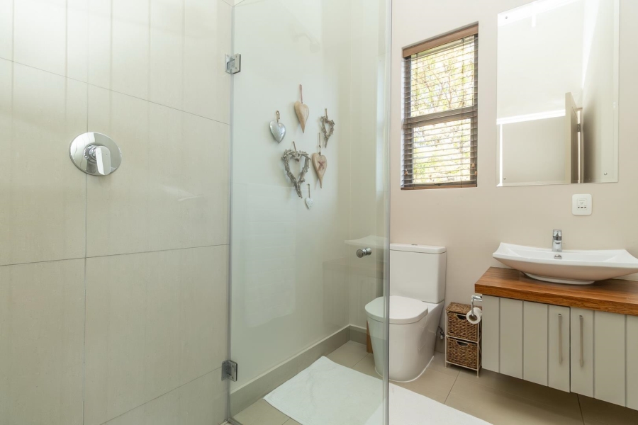 4 Bedroom Property for Sale in Waterfall Country Estate Gauteng