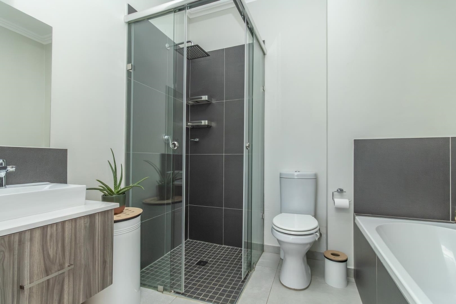 2 Bedroom Property for Sale in Kyalami Gauteng