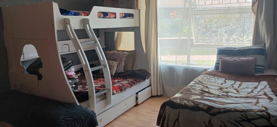 4 Bedroom Property for Sale in Brackenhurst Gauteng