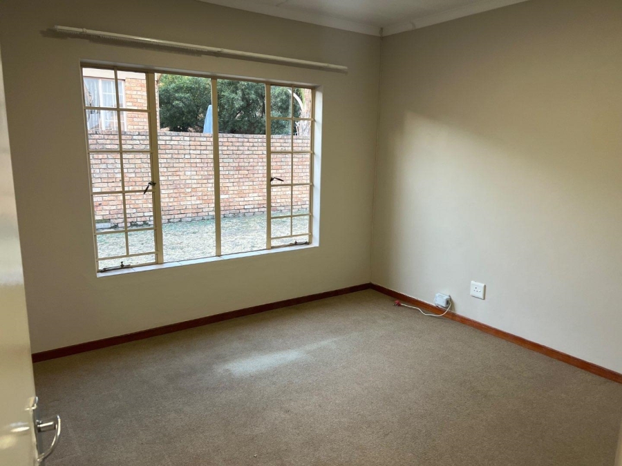 To Let 2 Bedroom Property for Rent in Amberfield Ridge Gauteng