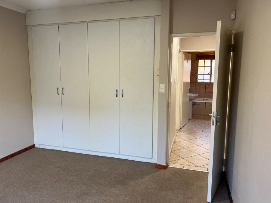 To Let 2 Bedroom Property for Rent in Amberfield Ridge Gauteng