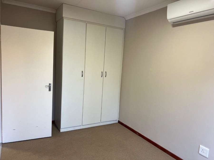To Let 2 Bedroom Property for Rent in Amberfield Ridge Gauteng